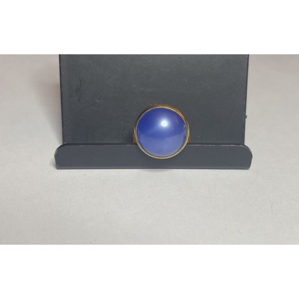 Vintage Blue Moon Glow Cabochon Gold Tone SINGLE